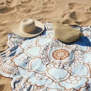 Vix Paula Hermanny Lotus Towel